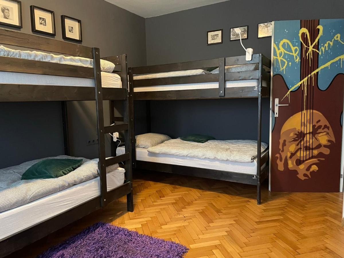 Sax Pub Hostel Λιουμπλιάνα Εξωτερικό φωτογραφία
